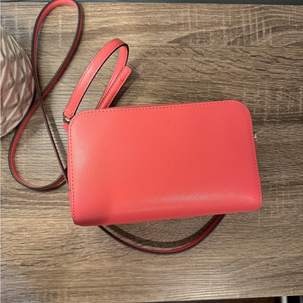 Kate spade crossbody - Picture 2 of 3
